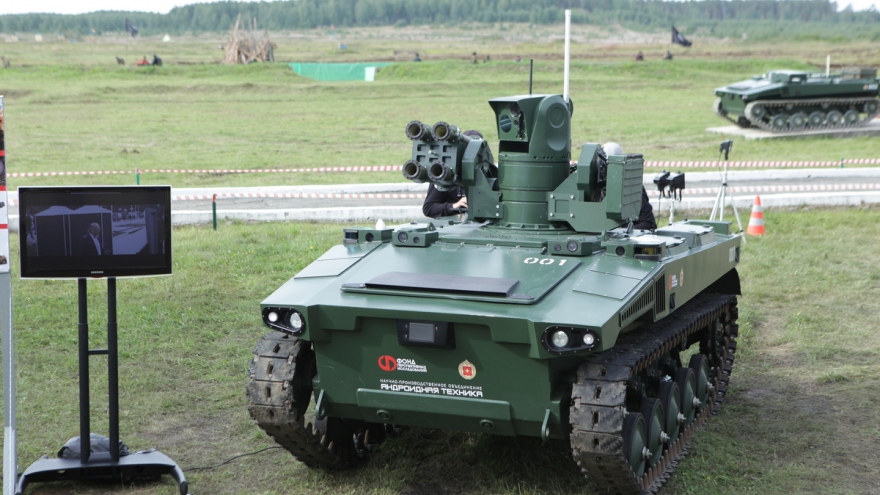 Nga sở hữu robot chiến đấu có thể xóa sổ xe tăng hạng nặng NATO hỗ trợ Ukraine?